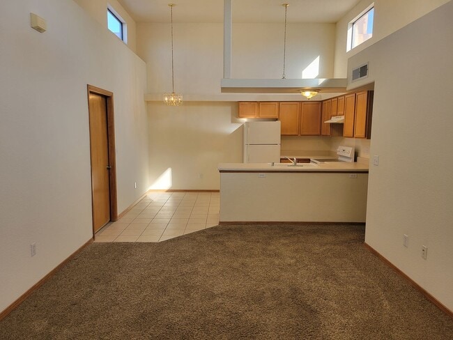 Photo - Townhouse in the Pines ***COMING SOON*** WILL PROCESS APPILCATIONS ON 3/5/26***