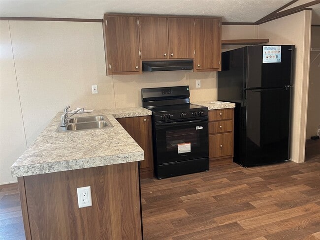 Photo - 8114 McHard Rd