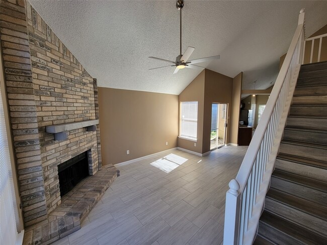 Photo - 5718 Fargo Dr