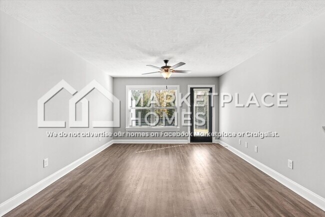 Photo - 128 Downsbury Rd