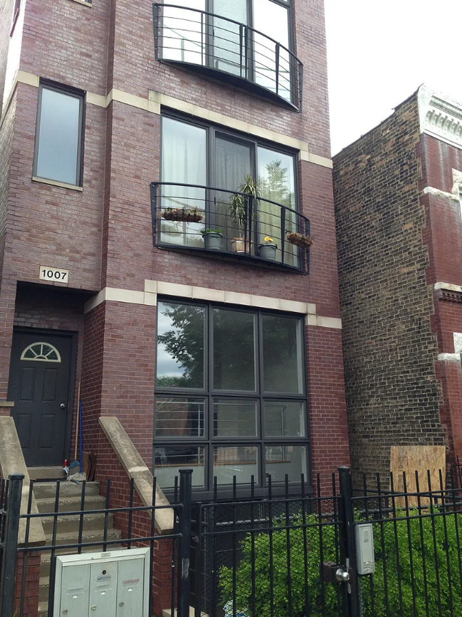 Building Photo - 1007 N Francisco Ave Unit 1 Rental