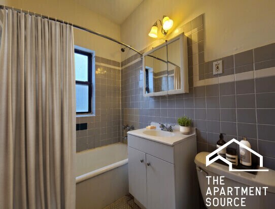 Photo - 2234 W Wilson Ave Unit 308