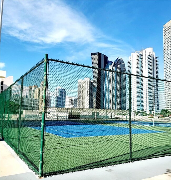 Photo - 17021 N Bay Rd Unit 324