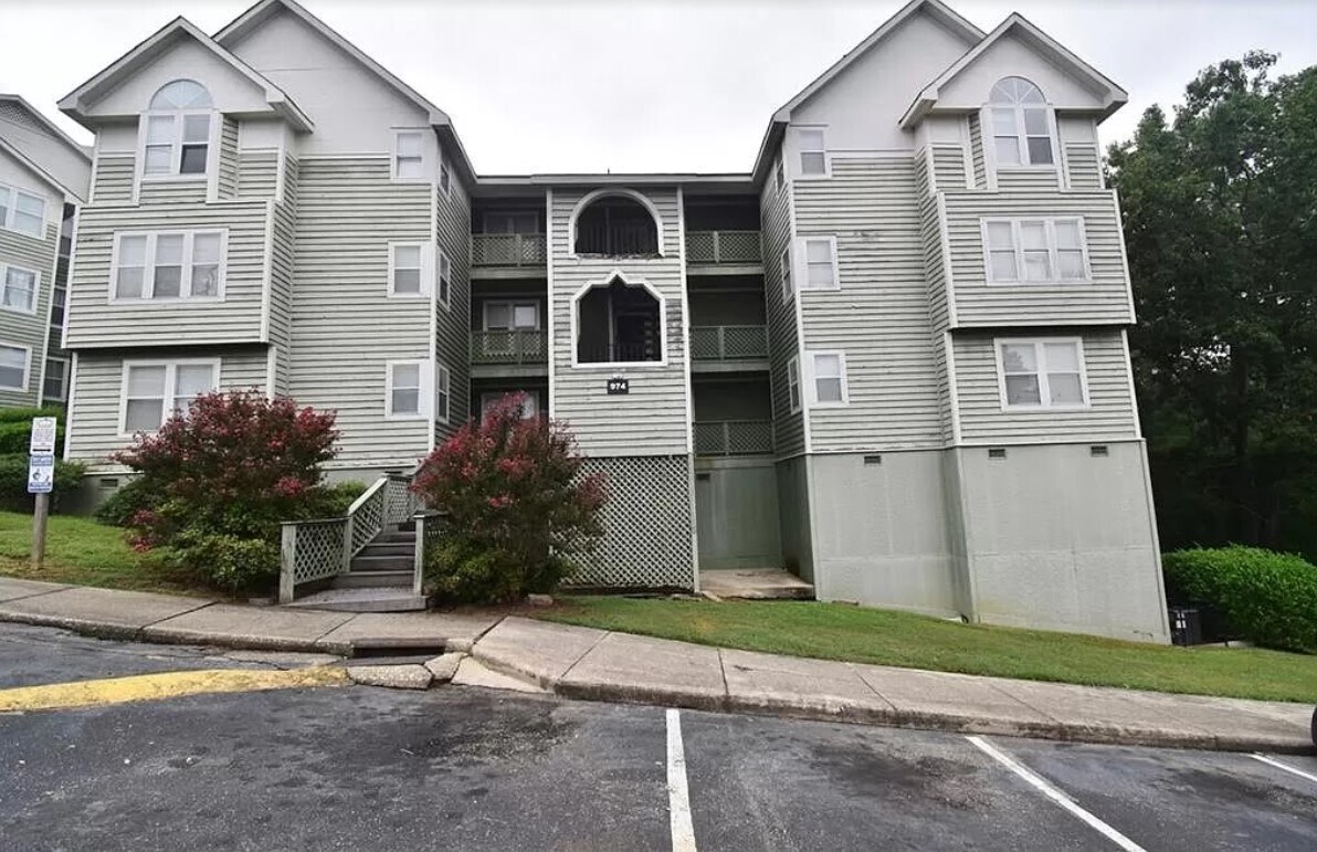 Photo - 974 Stewarts Creek Dr Unit 6