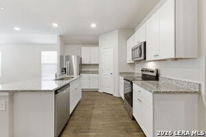845 Bahia Pl