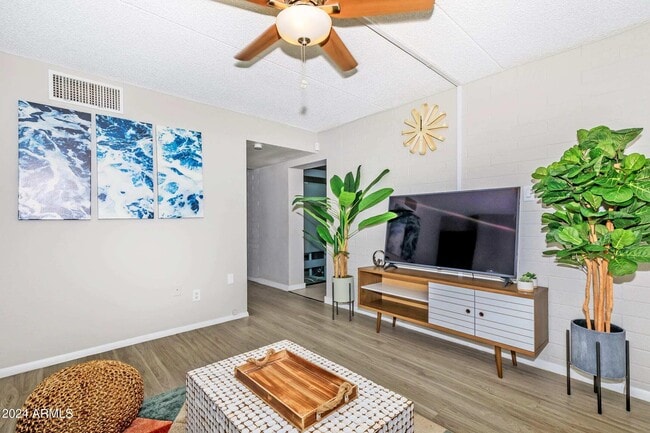 Photo - 615 S Hardy Dr Unit 1W