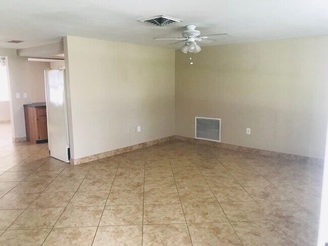 Photo - Beautiful 2 bedroom / 2 bath available now!