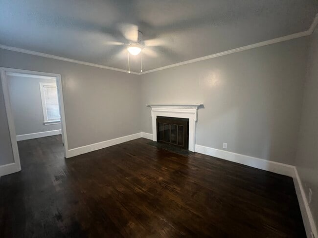 Living Room - 102 W Daniels St