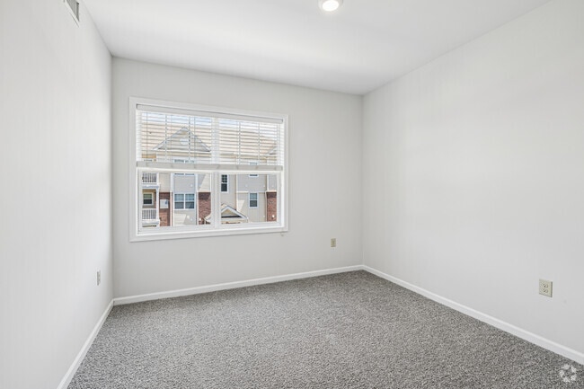 Silverton - 2BR, 2BA - 1,114SF - Second Bedroom