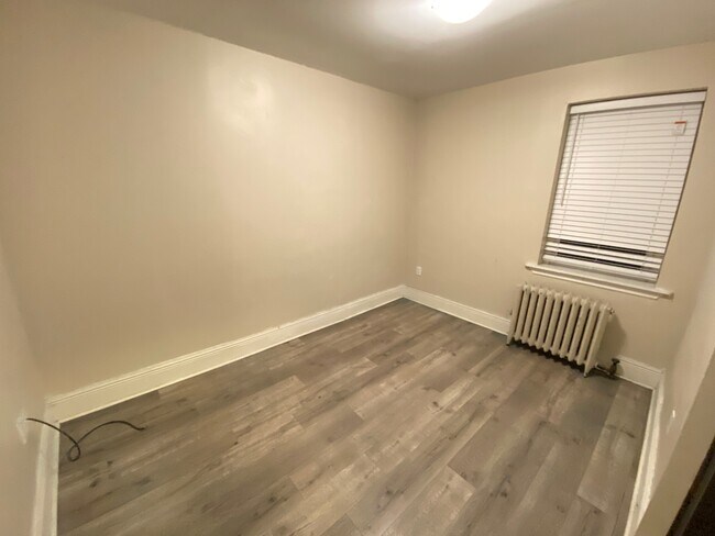 Photo - 128 Carrick Ave Unit 7