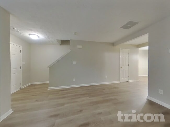 Photo - 1436 Little Creek Dr