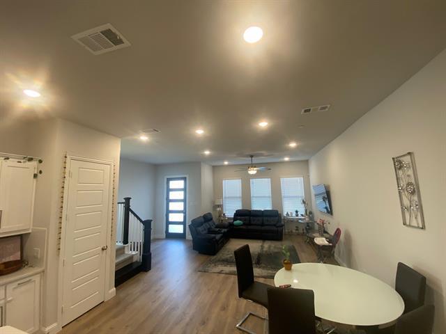 Photo - 4716 Corriente Vista Ln