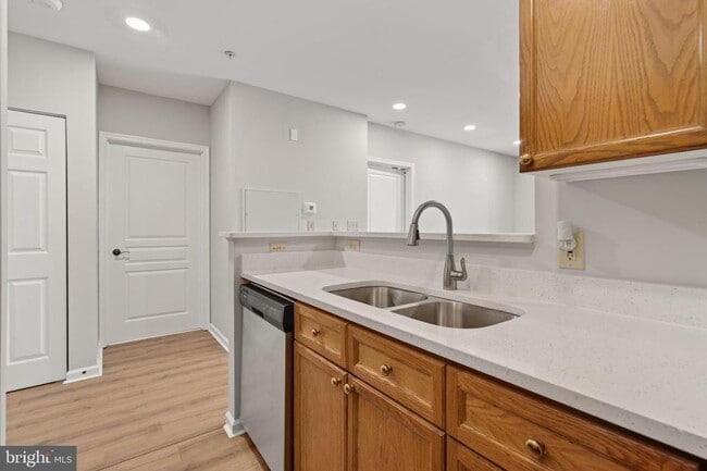 Photo - 12919 Alton Square Unit 220