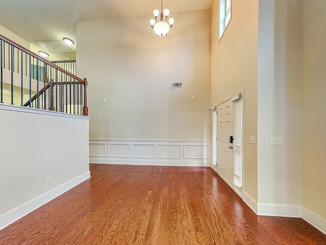 Photo - 5301 Cedar Mill Dr