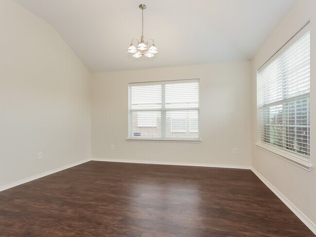 Photo - 6229 Chalk Hollow Dr