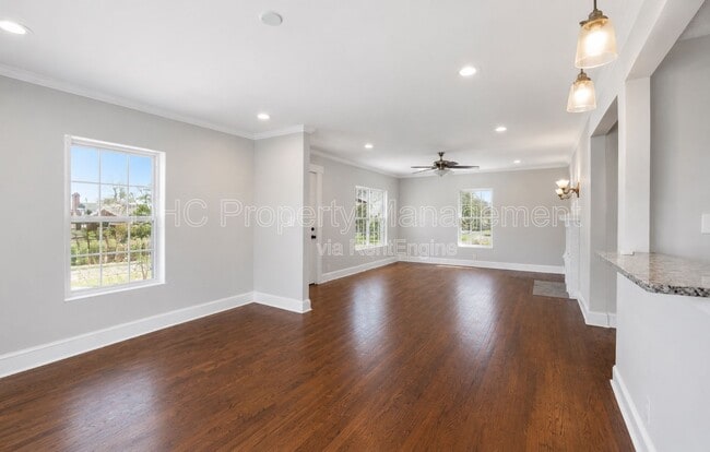 Photo - 752 McDonough Blvd SE
