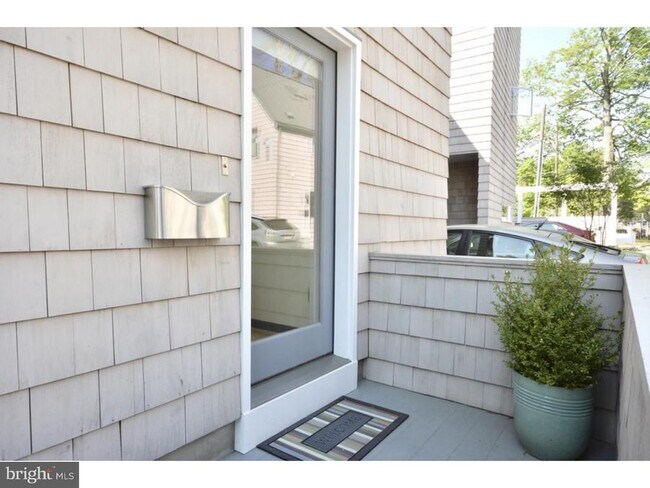 Photo - 11 Greenview Ave