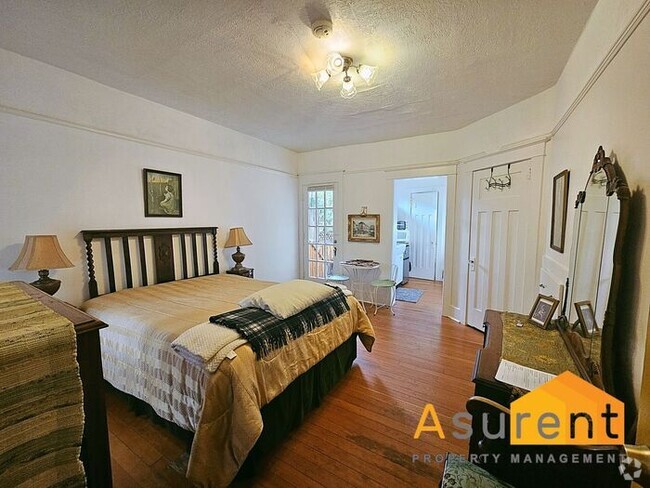 Building Photo - Cute Furnished unit close to downtown Ashland Rental