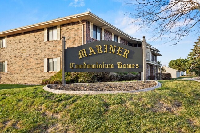 NEW! 2 Bedroom/2 Bath Condo-Mt Pleasant - NEW! 2 Bedroom/2 Bath Condo-Mt Pleasant Unit 201