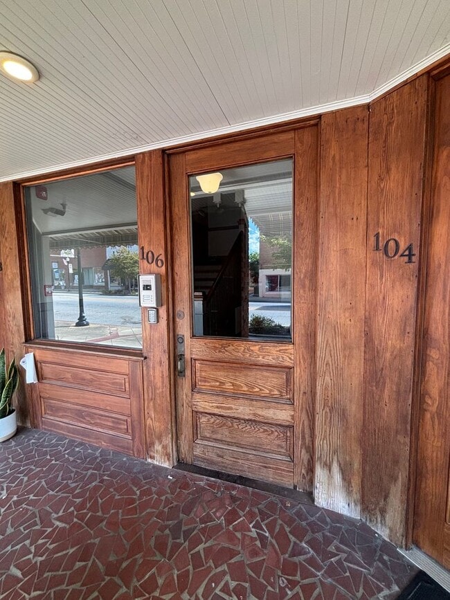 106 N Broad St Unit A