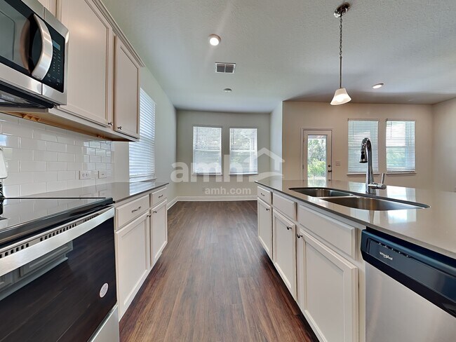 Photo - 27709 St Andrews Ave