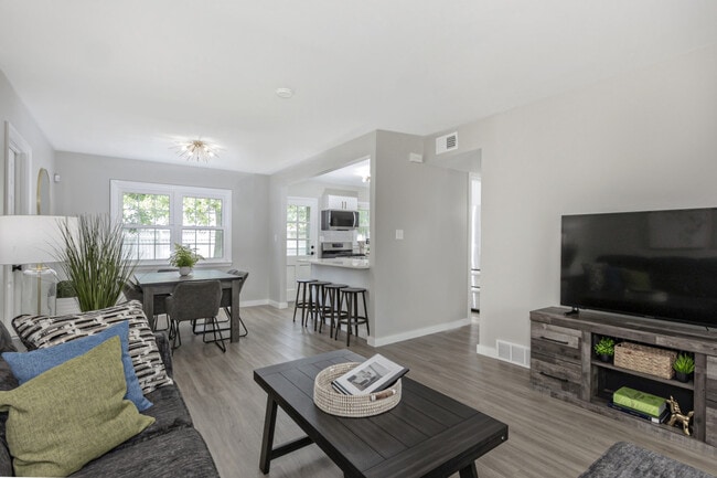 Photo - 754 Hemlock Dr Unidad ID1061094P