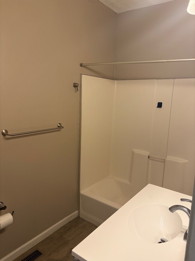 Photo - 4507 S Harmon St Unit 1