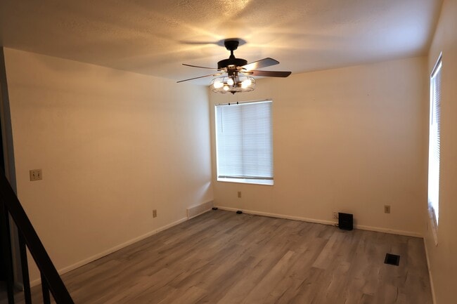 Photo - 1060 N 375 W