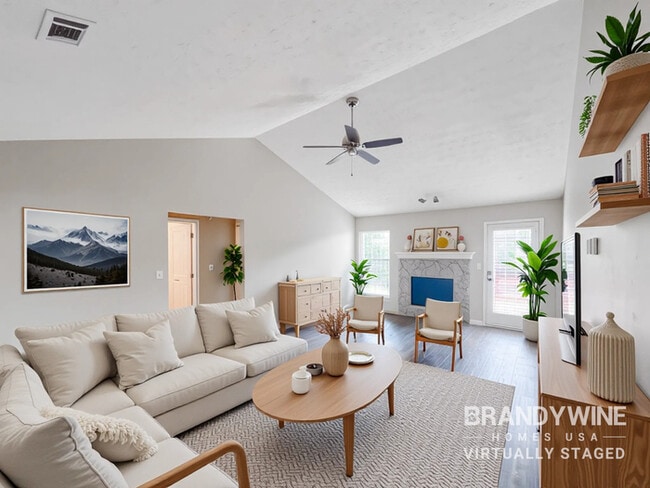 Photo - 371 Walker Dr