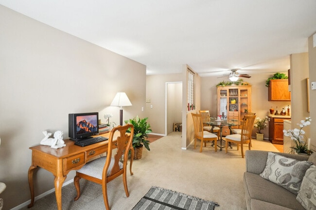 Round Hill Apartments