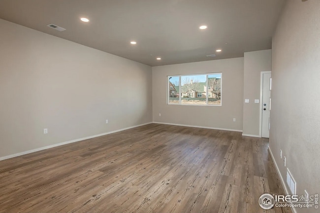 Photo - 6721 4th St Rd