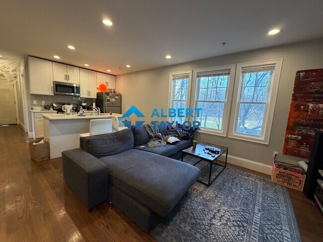 Photo - 275 Parker Hill Ave Unit 3