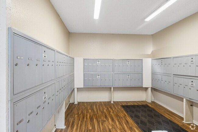 Secure Mailroom