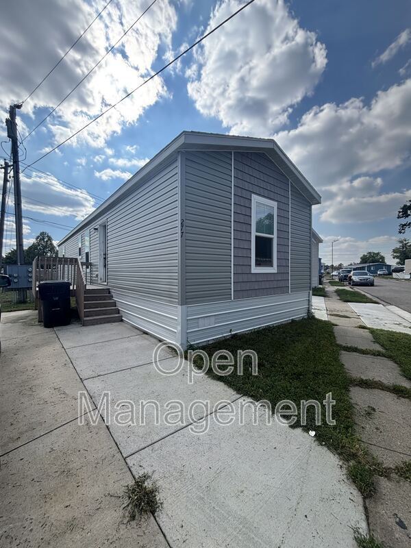 Building Photo - 700 S 12th St