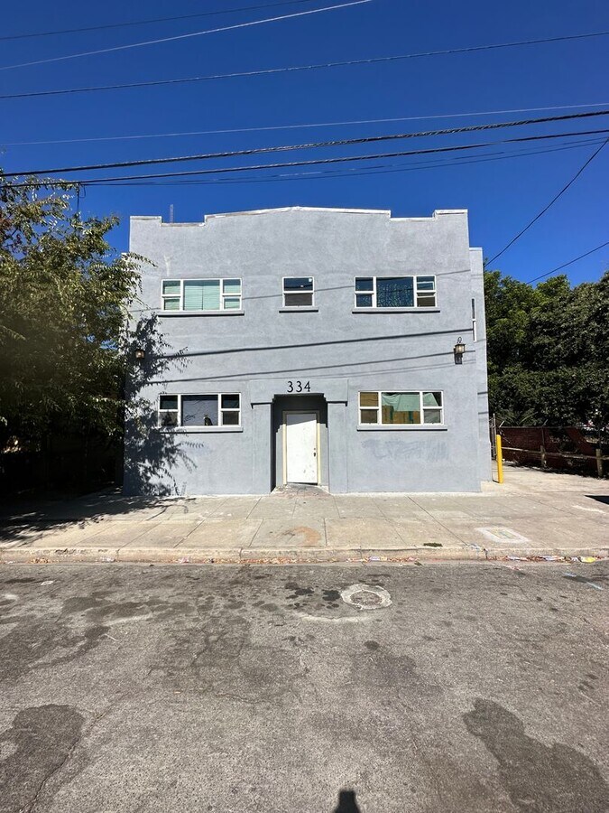 1 bedroom 1 bath updated unit in Stockton! - 1 bedroom 1 bath updated unit in Stockton! House