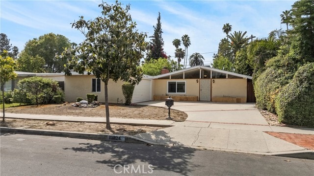 Building Photo - 19824 Gilmore St