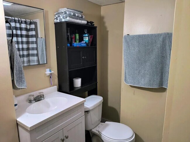 Photo - 2820 Austinville Rd Unidad 1