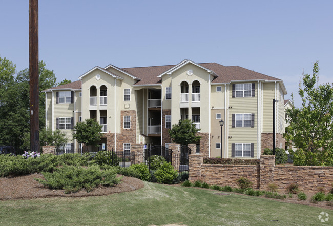 Tuscan Heights - Tuscan Heights Apartments