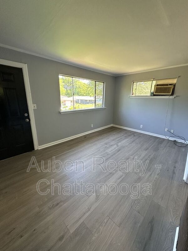 Photo - 2006 Milne St