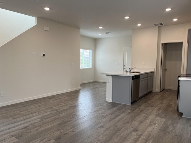 Photo - 3093 Pruett Dr