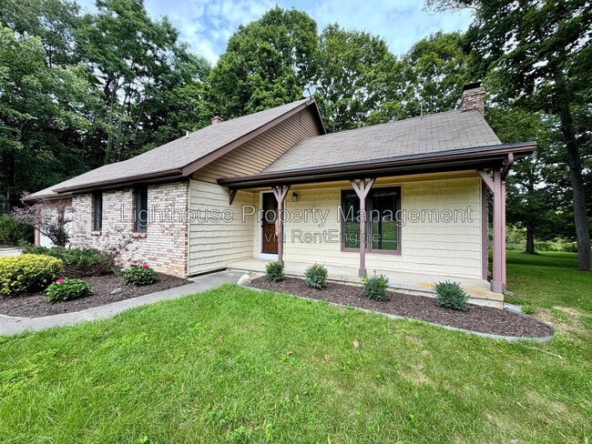 Photo - 6330 Kies St NE