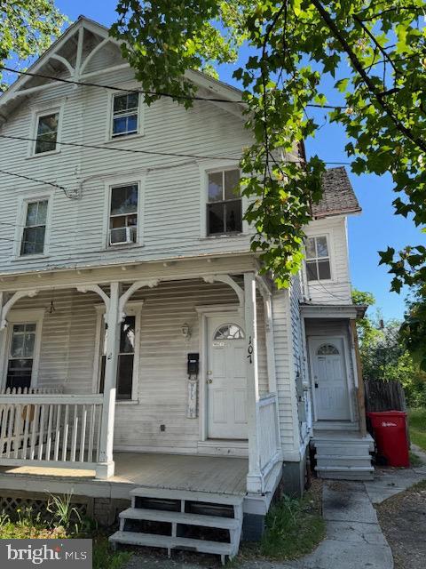 Photo - 107 Oak St Casa