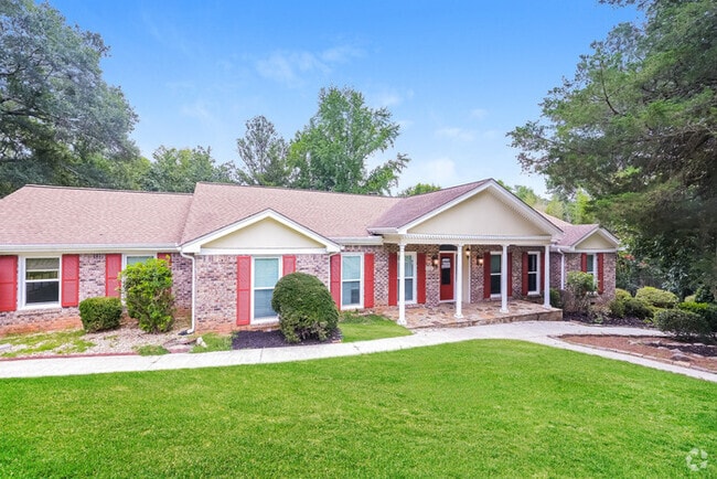 Building Photo - 4806 Castlewood Dr SW Rental