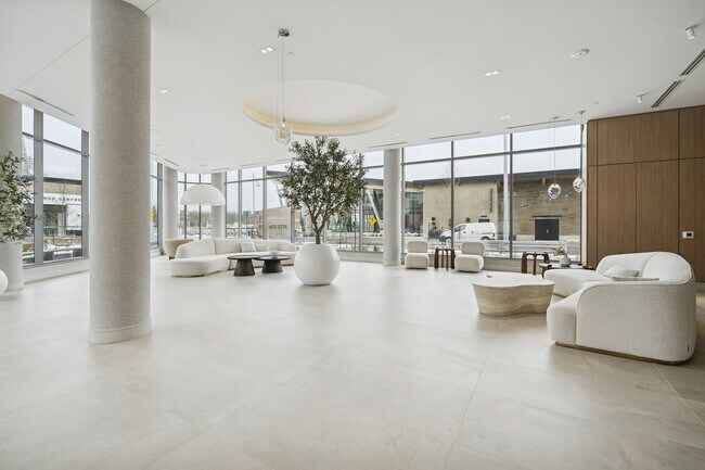 Photo - 333 Sunseeker Ave