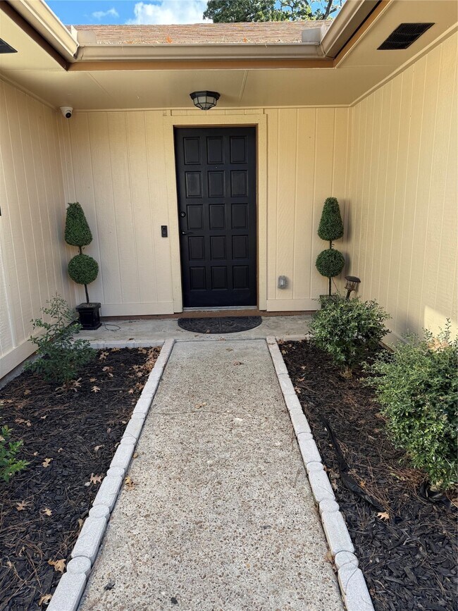 Photo - 5914 Bridgegate Dr