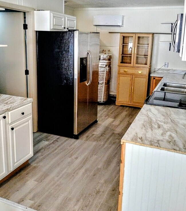 159 Michigan Ave Unit 159 Michigan Ave - Unit B