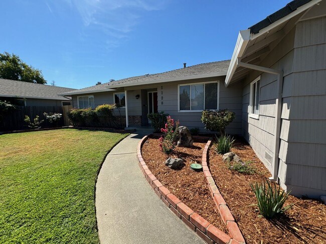 Photo - Newly Renovated 4 Bedroom, 2 Bath, Ranch-S...