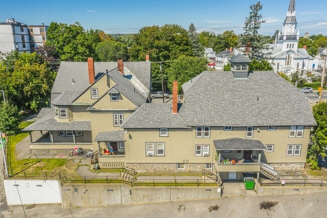 Lombard Estate