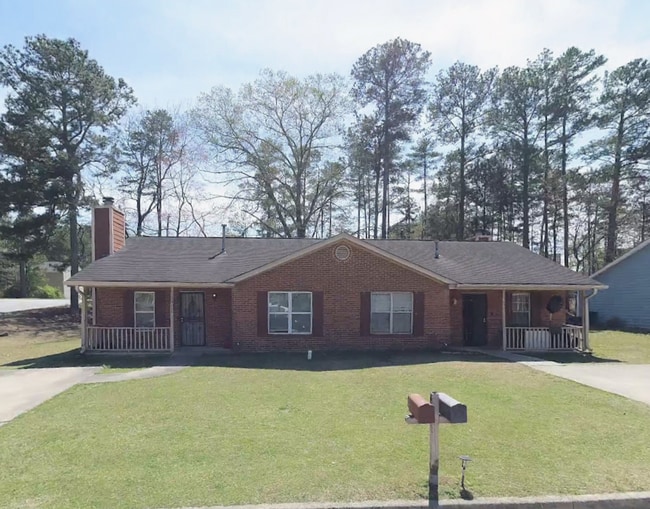 Building Photo - 7040 Brentwood Ct Unit B