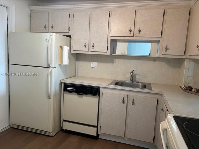 Photo - 200 Ashbury Rd Unit 312